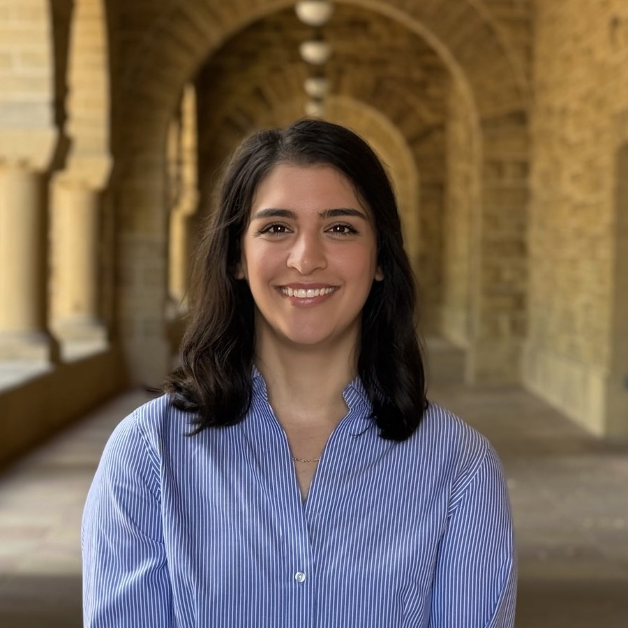 Portrait of Ava Lakmazaheri